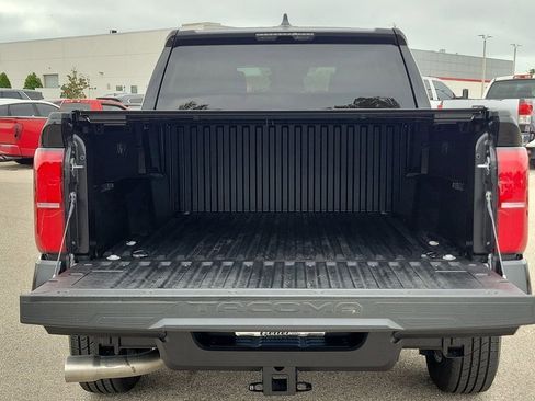 Certified 2025 Toyota Tacoma SR5 image 14