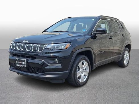 Used 2022 Jeep Compass Latitude w/ Convenience Group AWD/4WD image 1