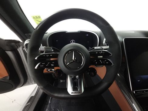 Used 2022 Mercedes-Benz SL 55 AMG 4MATIC image 13
