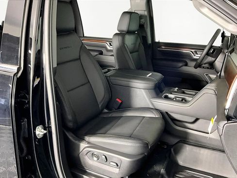 New 2026 GMC Sierra 3500 Denali w/ Denali Reserve Package image 12