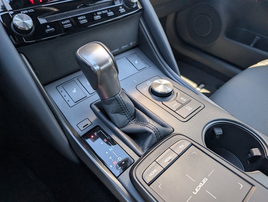 Used 2025 Lexus IS 350 F Sport w/ Accessory Package RWD image 21