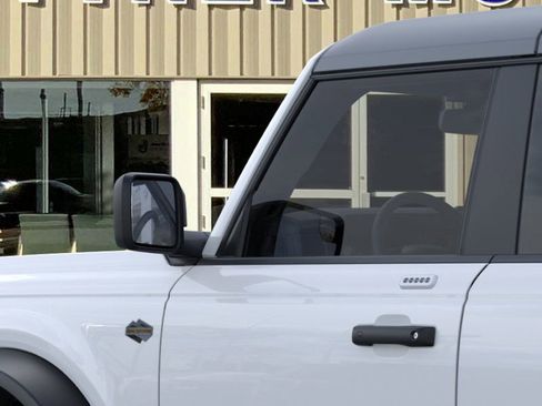 New 2023 Ford Bronco Wildtrak image 22