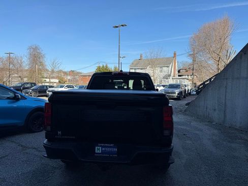 Used 2024 Chevrolet Colorado Trail Boss w/ Advanced Trailering Package AWD/4WD image 6