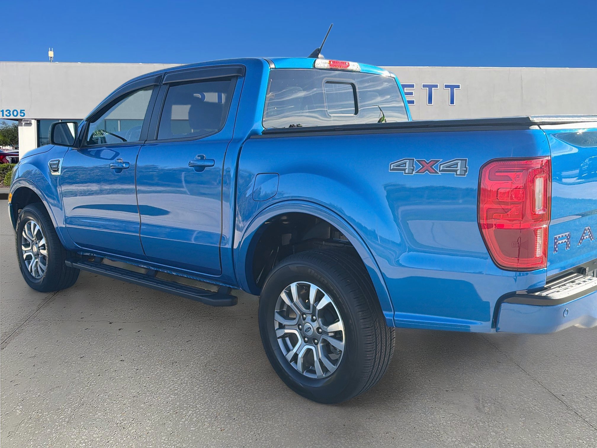 Used 2023 Ford Ranger 4x4 SuperCrew image 3