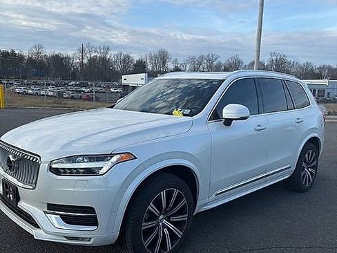 Used 2023 Volvo XC90 B6 Plus w/ Protection Package image 1