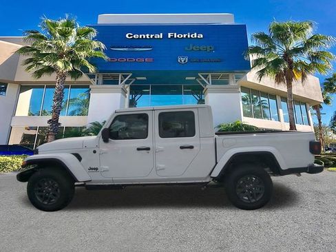 New 2026 Jeep Gladiator Sport AWD/4WD image 8