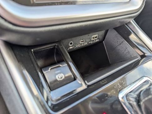 Certified 2025 Subaru Outback Premium w/ Popular Package #1A image 27