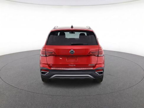 Used 2023 Volkswagen Taos SE w/ Panoramic Sunroof Package AWD/4WD image 7
