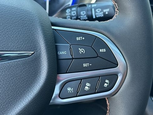 New 2026 Chrysler Pacifica Pinnacle image 31