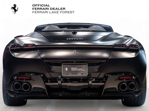 Used 2024 Ferrari Roma Spider RWD image 11