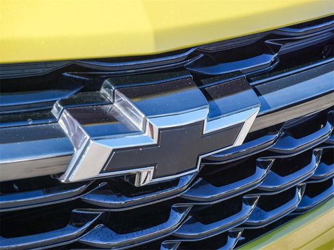 Used 2024 Chevrolet Trax RS w/ Driver Confidence Package image 11