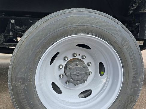 New 2026 Ford F550 4x4 Crew Cab image 23