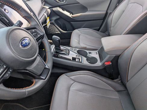 Certified 2025 Subaru Crosstrek 2.5i Limited w/ Popular Package #3A AWD/4WD image 18