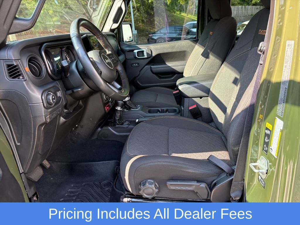 Used 2024 Jeep Gladiator Mojave w/ Safety Group AWD/4WD image 16