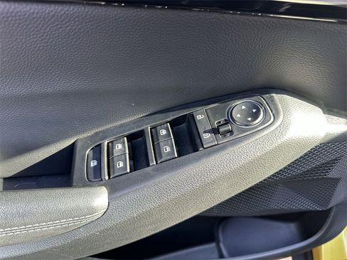 Used 2023 Kia Seltos Nightfall Edition image 5