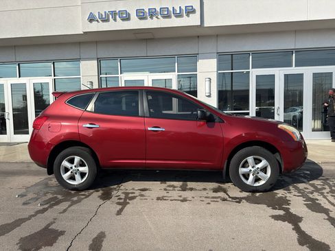 Used 2010 Nissan Rogue S w/ 360 Degree Value Pkg image 2