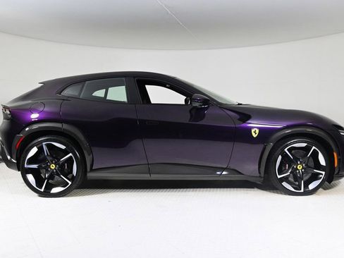 Used 2023 Ferrari Purosangue image 10