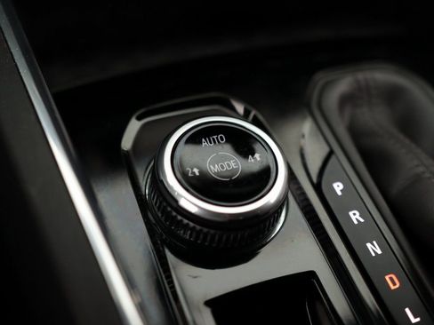 Used 2023 GMC Canyon Elevation w/ Convenience Package image 21