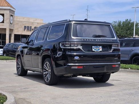 Used 2022 Jeep Grand Wagoneer Series III w/ Rear Seat Video Group 1 AWD/4WD image 6