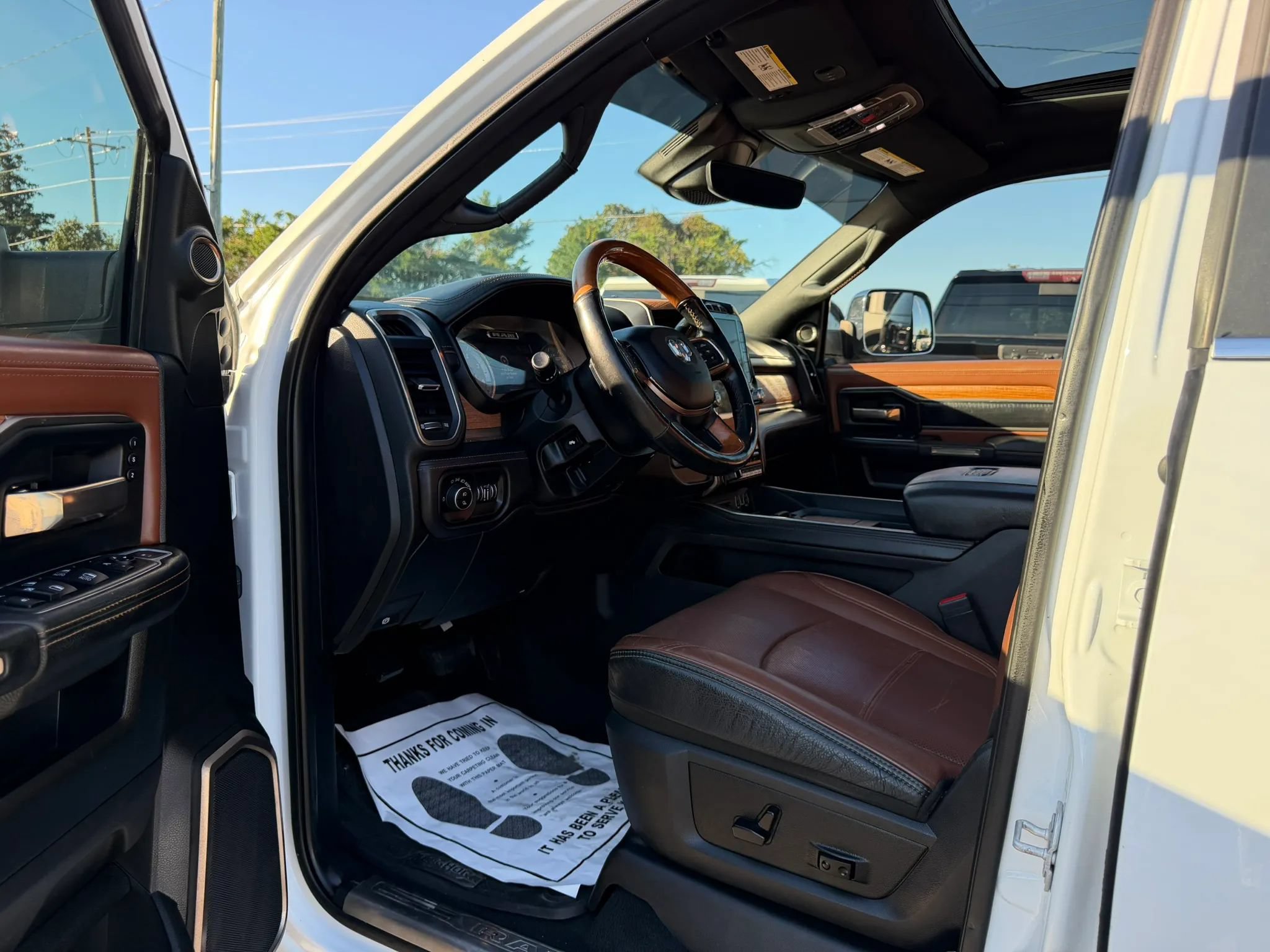 Used 2019 RAM 3500 Limited AWD/4WD image 8