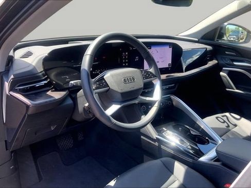 Used 2025 Audi Q5 Premium Plus AWD/4WD image 14