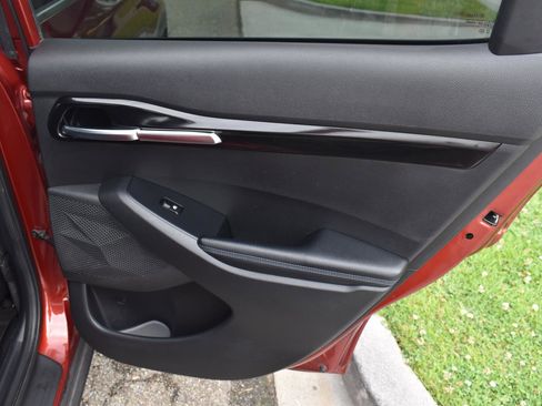 Used 2021 Kia Seltos S FWD image 45