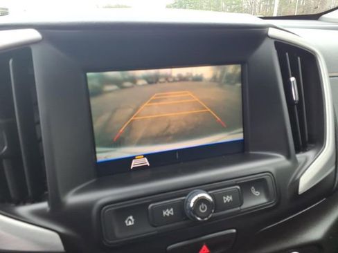 Used 2021 GMC Terrain SLE w/ Driver Convenience Package image 19