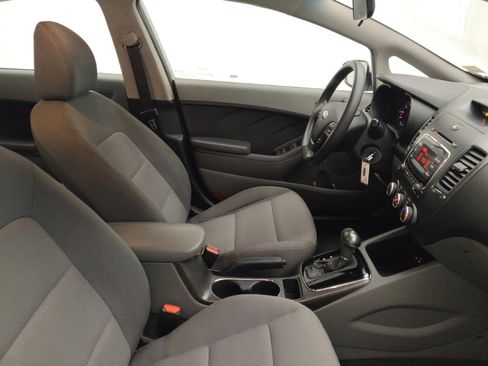 Used 2017 Kia Forte LX image 21