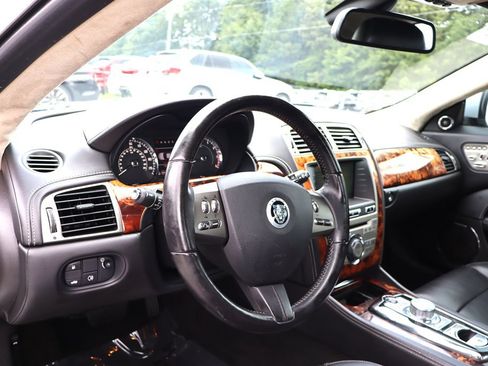 Used 2010 Jaguar XK Coupe RWD image 14