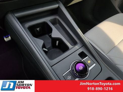 Used 2025 Volkswagen Tiguan SE R-Line AWD/4WD image 20