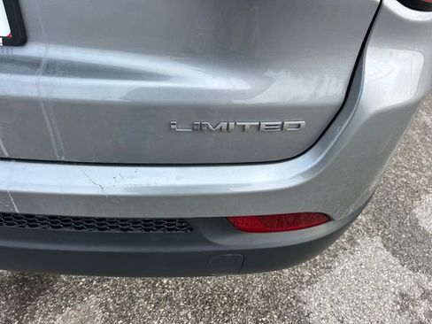 Used 2022 Jeep Compass Limited image 47