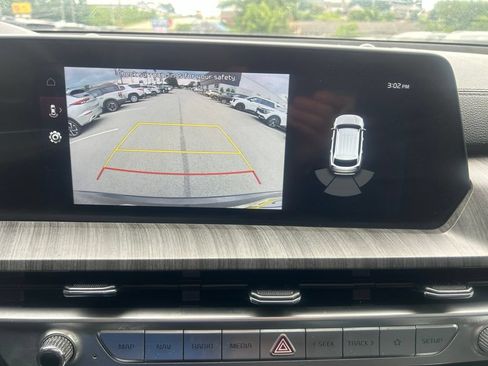 Certified 2023 Kia Telluride EX w/ EX Captain's Chair Package AWD/4WD image 12