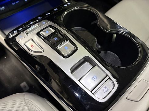 Used 2023 Hyundai Tucson Limited image 12