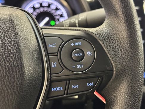 Used 2018 Toyota Camry L image 21