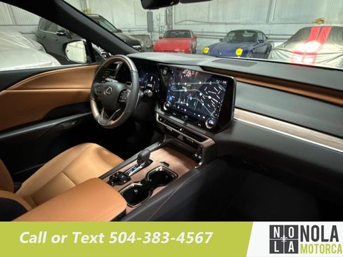 Used 2025 Lexus RX 350h w/ Convenience Package image 32