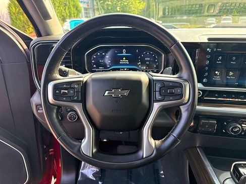 Used 2022 Chevrolet Silverado 1500 LT Trail Boss w/ LT Trail Boss Premium Package AWD/4WD image 18