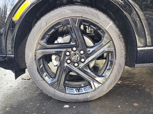 New 2026 Chevrolet Equinox EV RS image 9