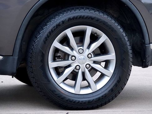 Used 2016 Dodge Durango SXT image 25