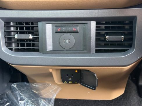 New 2026 Ford F350 Lariat w/ Lariat Premium Package AWD/4WD image 7
