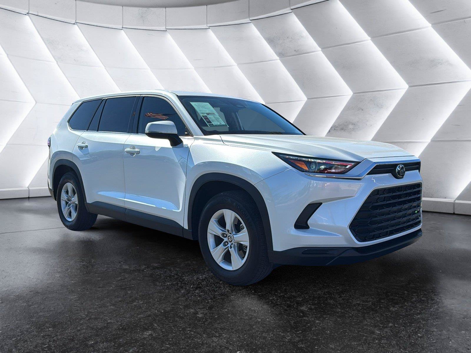 Certified 2026 Toyota Grand Highlander FWD image 1