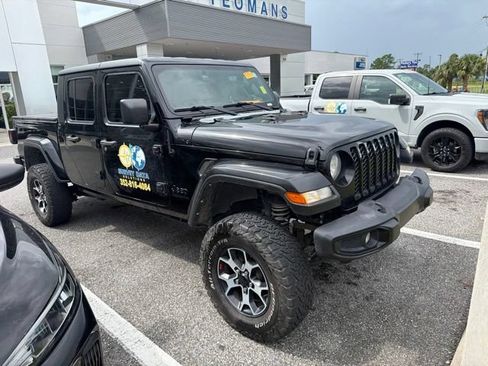 Used 2022 Jeep Gladiator Sport AWD/4WD image 3