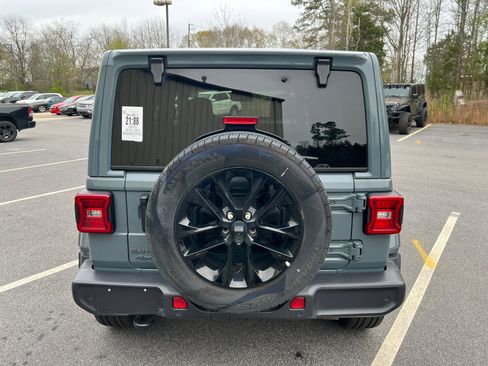 Used 2025 Jeep Wrangler Sahara w/ Safety Group image 6