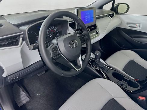 Used 2026 Toyota Corolla SE FWD image 9