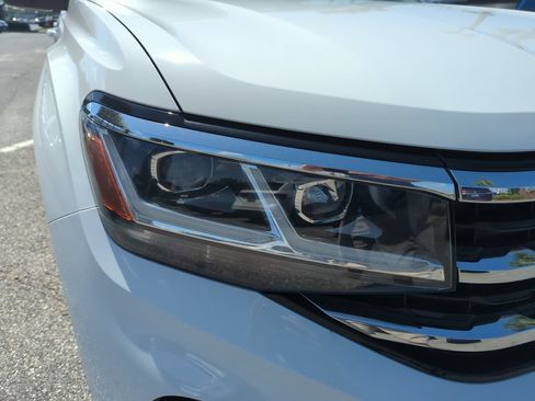 Used 2022 Volkswagen Atlas SE AWD/4WD image 17