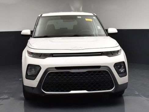 Used 2022 Kia Soul LX FWD image 3