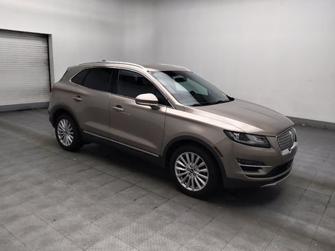 Used 2019 Lincoln MKC Premiere FWD image 11