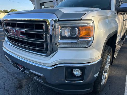 Used 2015 GMC Sierra 1500 SLT w/ SLT Crew Cab Value Package image 3