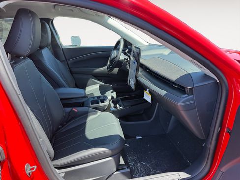 New 2026 Ford Mustang Mach-E Select RWD image 19