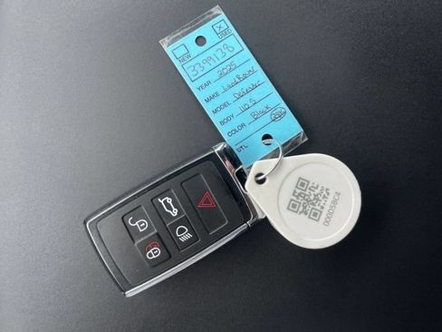 Used 2025 Land Rover Defender 110 S AWD/4WD image 25