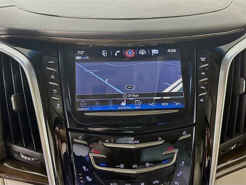 Used 2019 Cadillac Escalade Luxury image 13